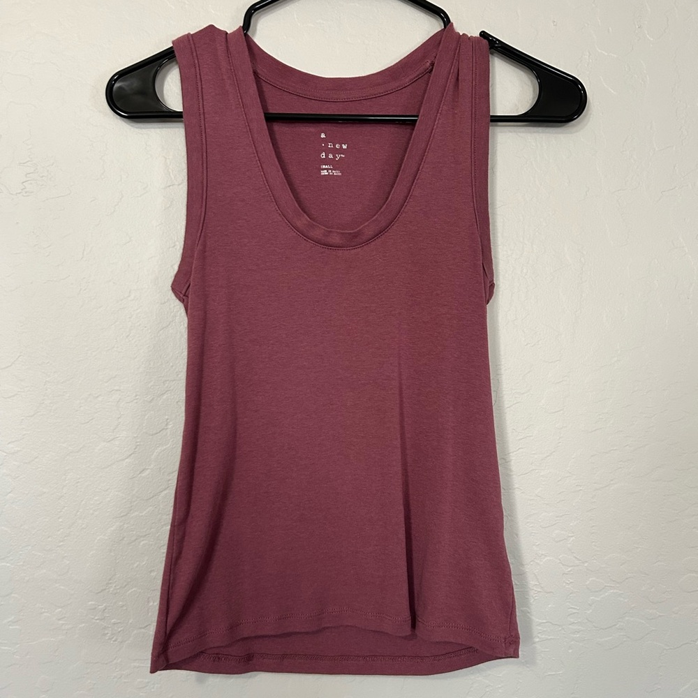 A new day blush tank top